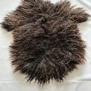 gevilte schapenvacht Racka donkerbruin.
