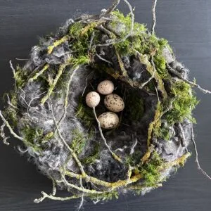 paas decoratie krans vogelnest van wol